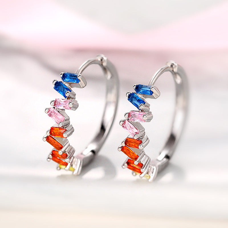 Hurmaava Korvarengas jokaiseen tilaisuuteen