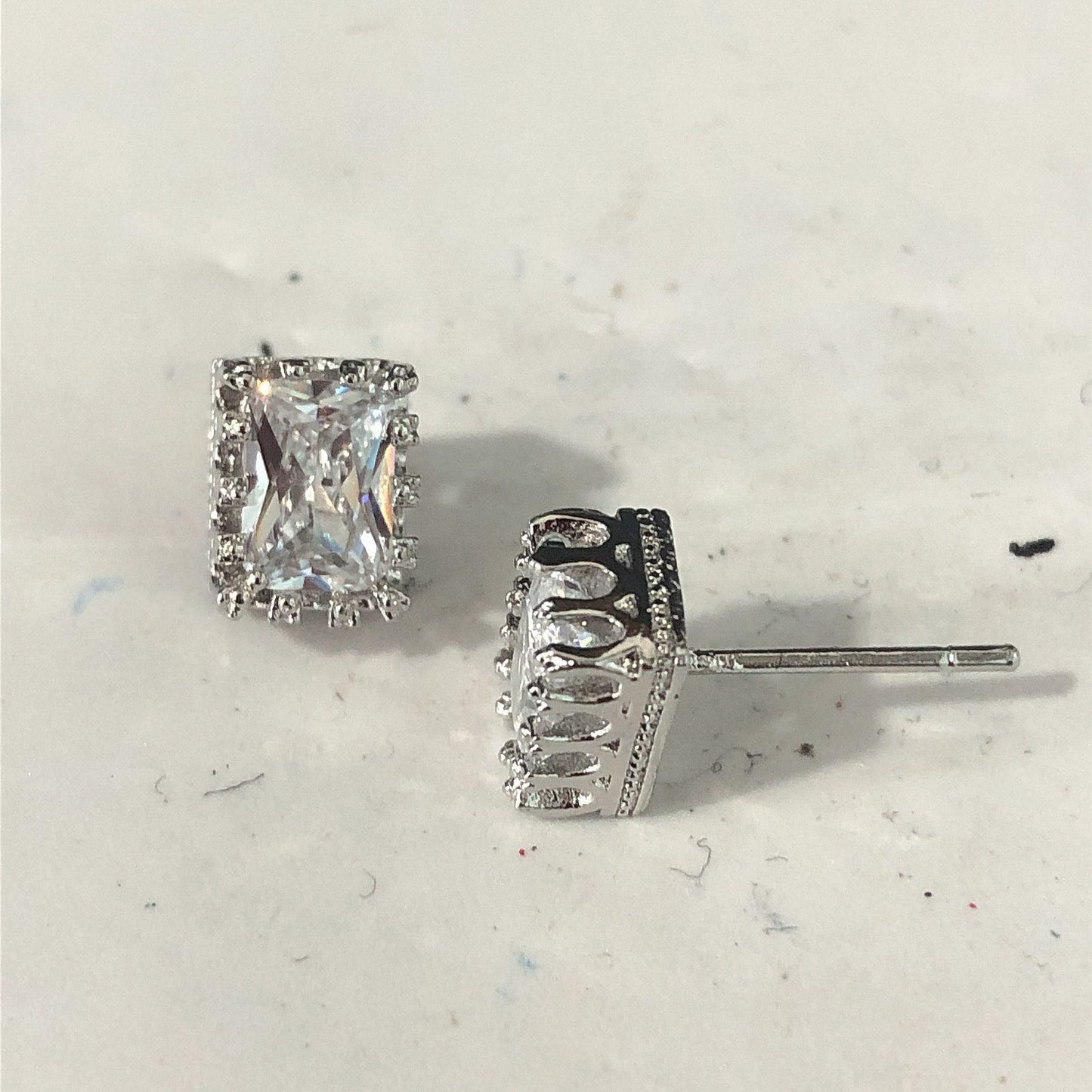 Käsintehty vintage Korvarengas