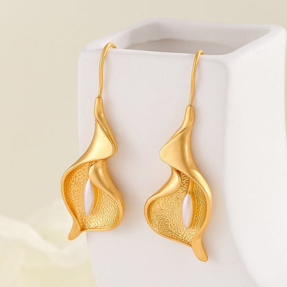 Hurmaava Helmi Korvarengas jokaiseen tilaisuuteen