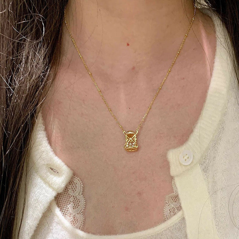 Hurmaava Koru jokaiseen tilaisuuteen