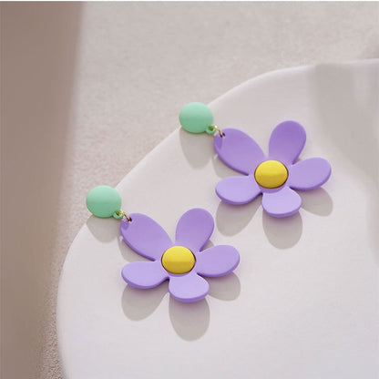 Käsintehty vintage Korvarengas