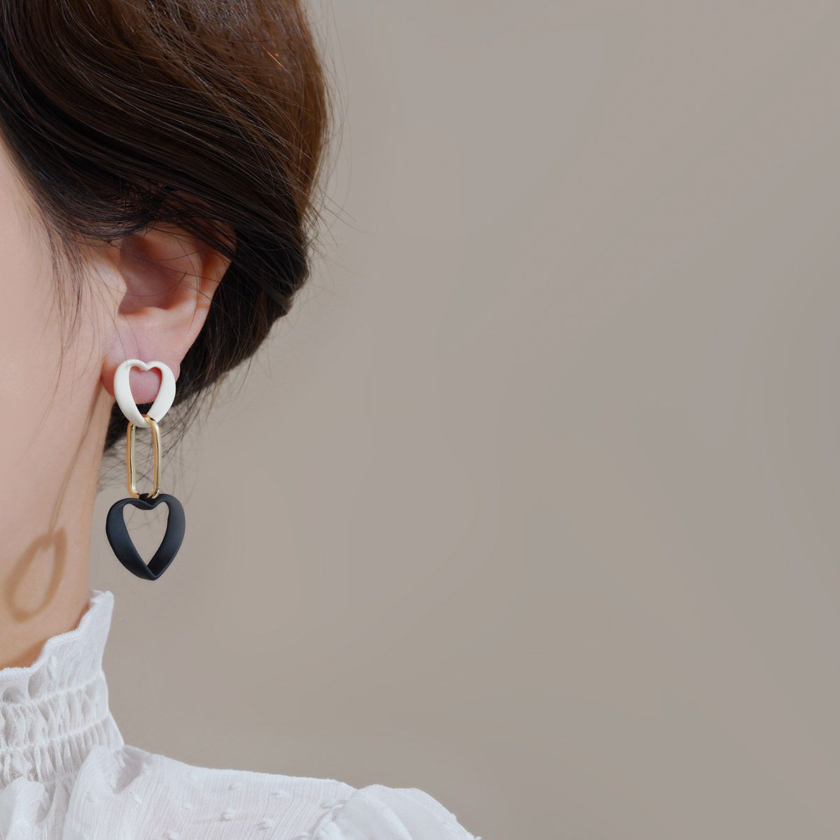 Käsintehty vintage Korvarengas