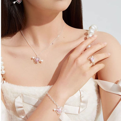 Hurmaava Koru jokaiseen tilaisuuteen