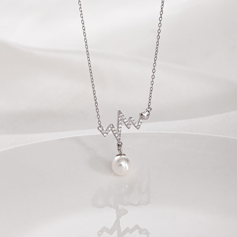 Hurmaava Helmi Kaulakoru jokaiseen tilaisuuteen