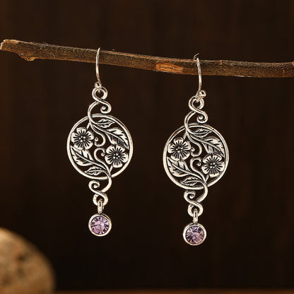 Kaunis Korvarengas ainutlaatuisella tyylillä