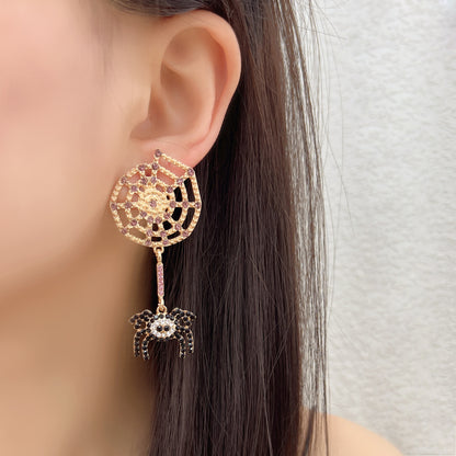 Hurmaava Korvarengas jokaiseen tilaisuuteen