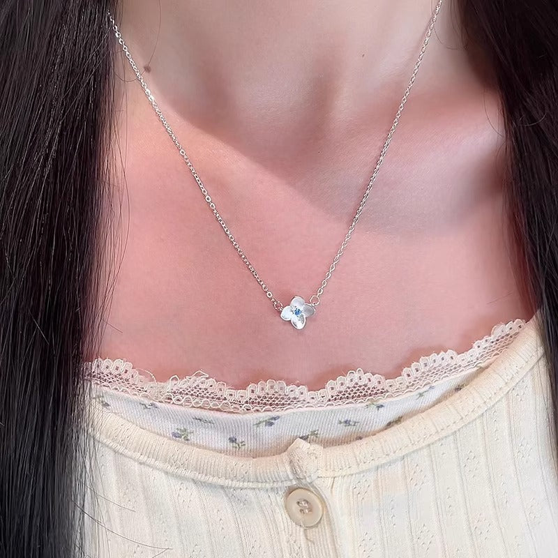 Hurmaava Koru jokaiseen tilaisuuteen