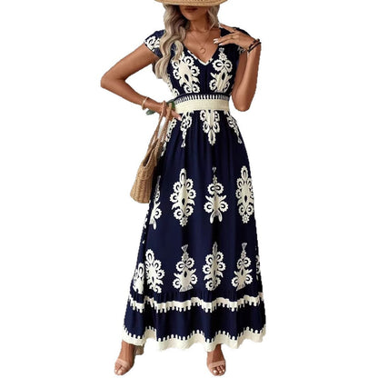 Polished Dress with an Effortless Classic Look
