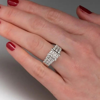 Klassinen Sormus ajattomalla viehätyksellä