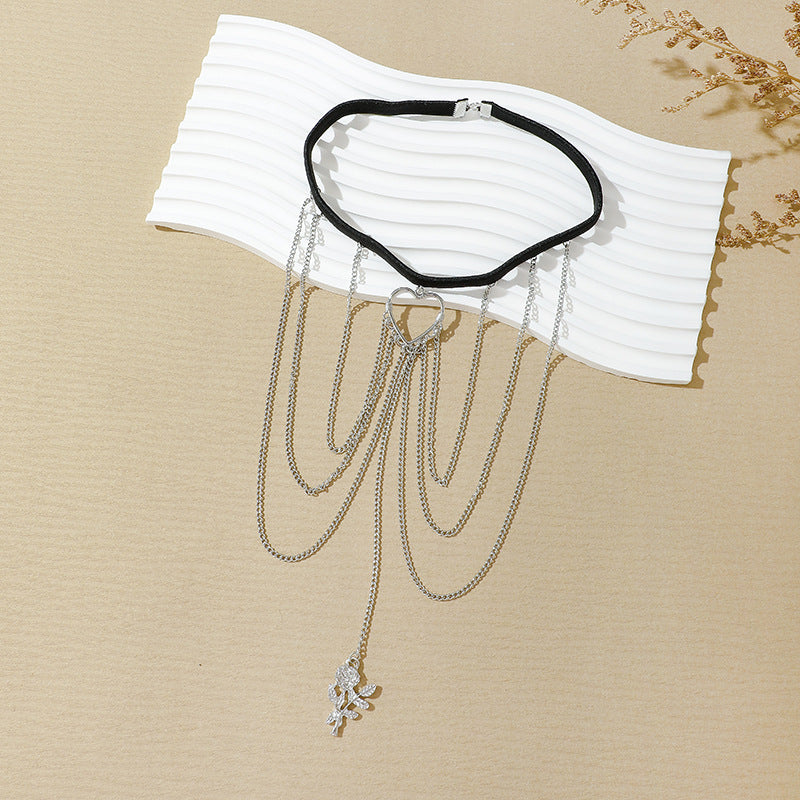 Kaunis Riipus ainutlaatuisella tyylillä