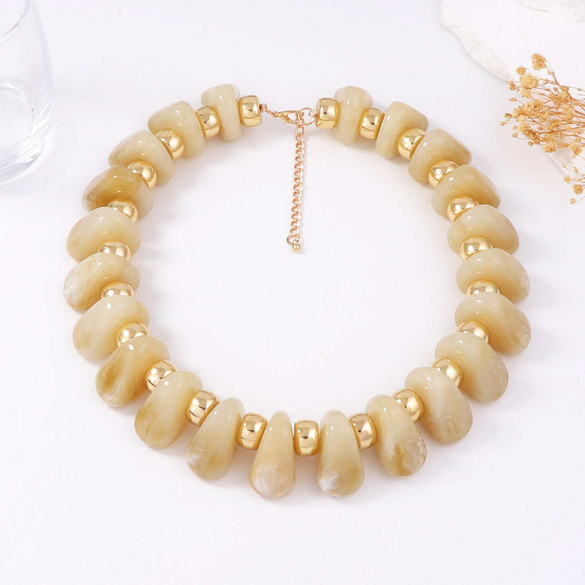 Herkkä käsityö Koru