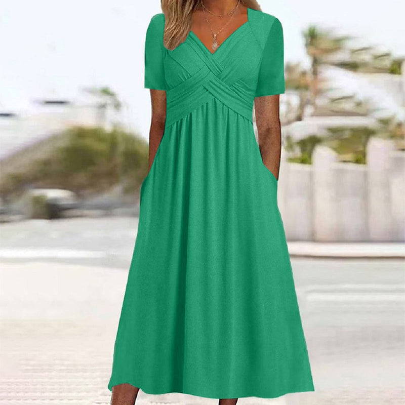 Classic Vintage Dress with a Flattering Fit