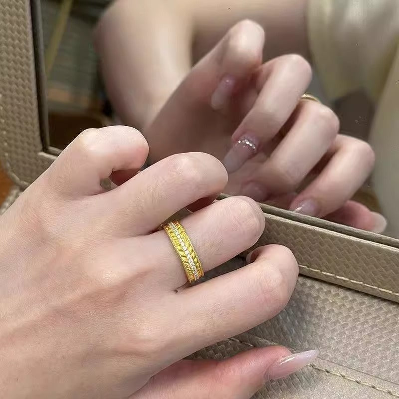 Romanttinen Sormus erityisiin hetkiin