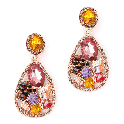 Klassinen Korvarengas ajattomalla viehätyksellä