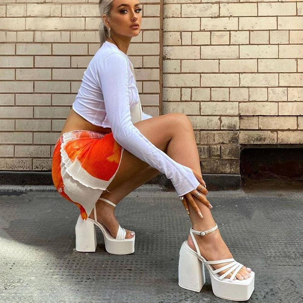 Tyylikkäät Ortopediset Sandaalit Ainutlaatuisella Muotoilulla