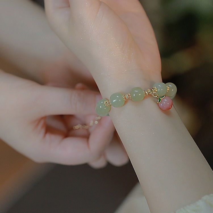 Kaunis Rannekoru ainutlaatuisella tyylillä