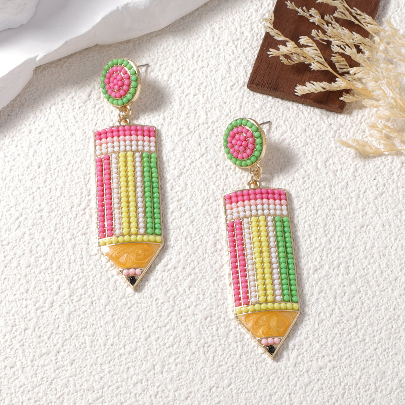 Kaunis Korvarengas ainutlaatuisella tyylillä