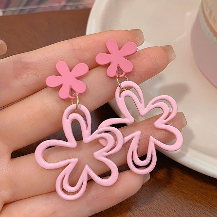 Hurmaava Korvarengas jokaiseen tilaisuuteen