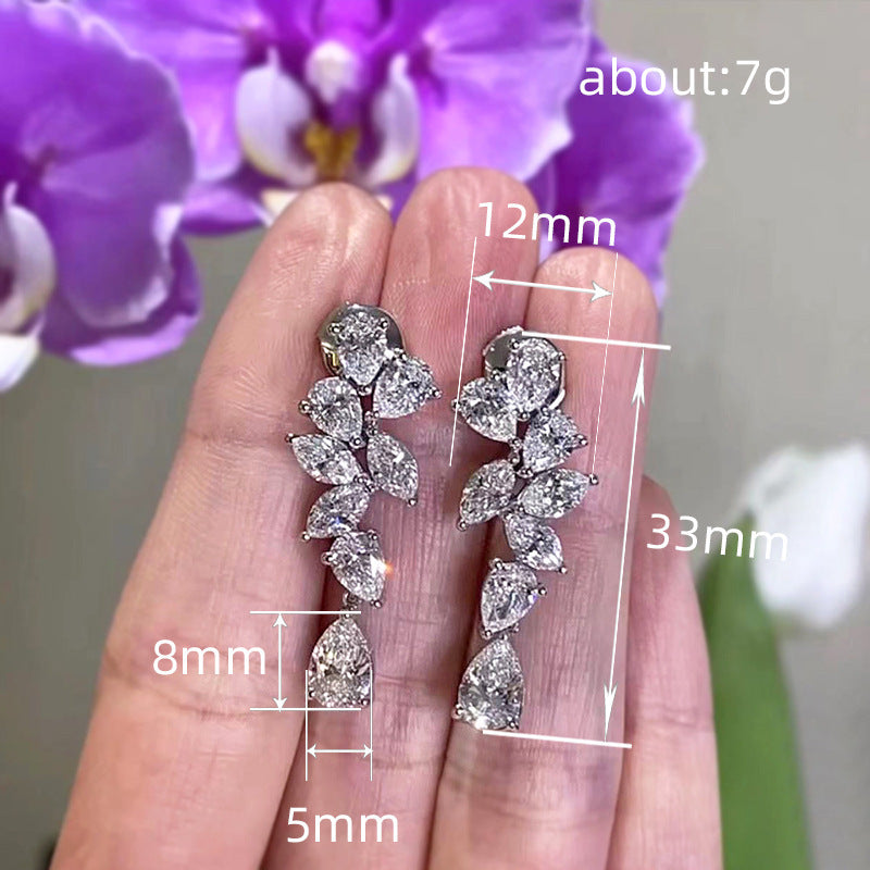 Romanttinen Korvarengas erityisiin hetkiin