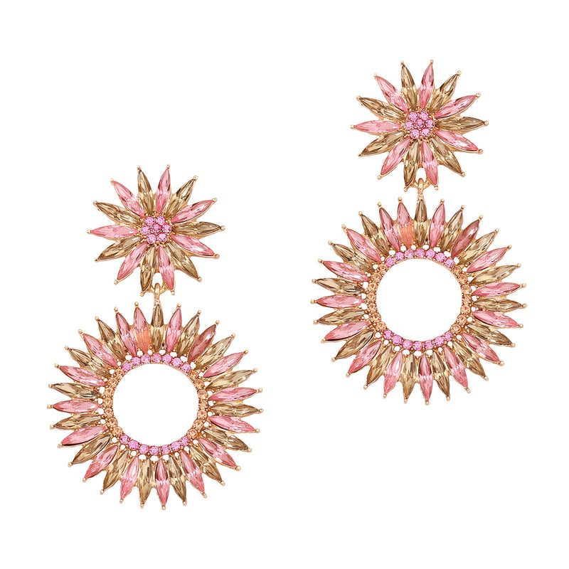 Kaunis Korvarengas ainutlaatuisella tyylillä