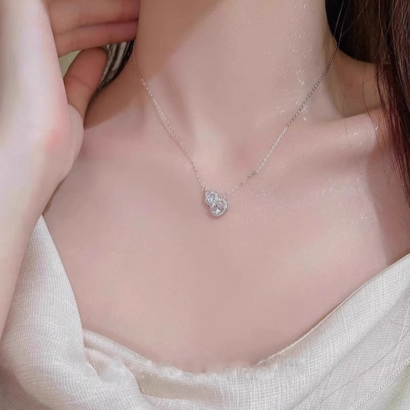 Herkkä käsityö Kaulakoru