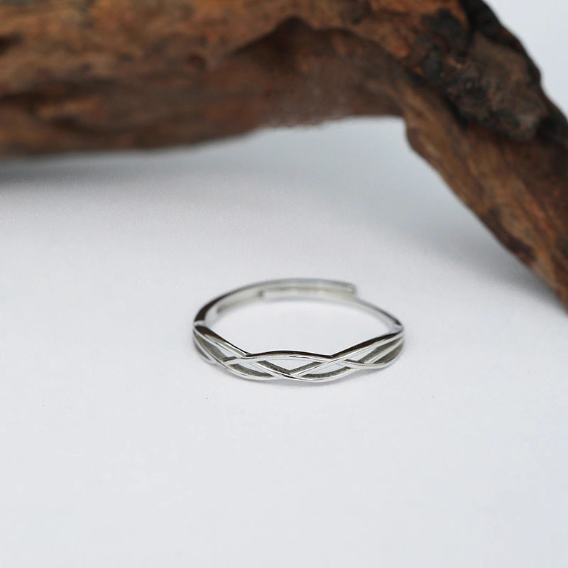 Kaunis Sormus ainutlaatuisella tyylillä