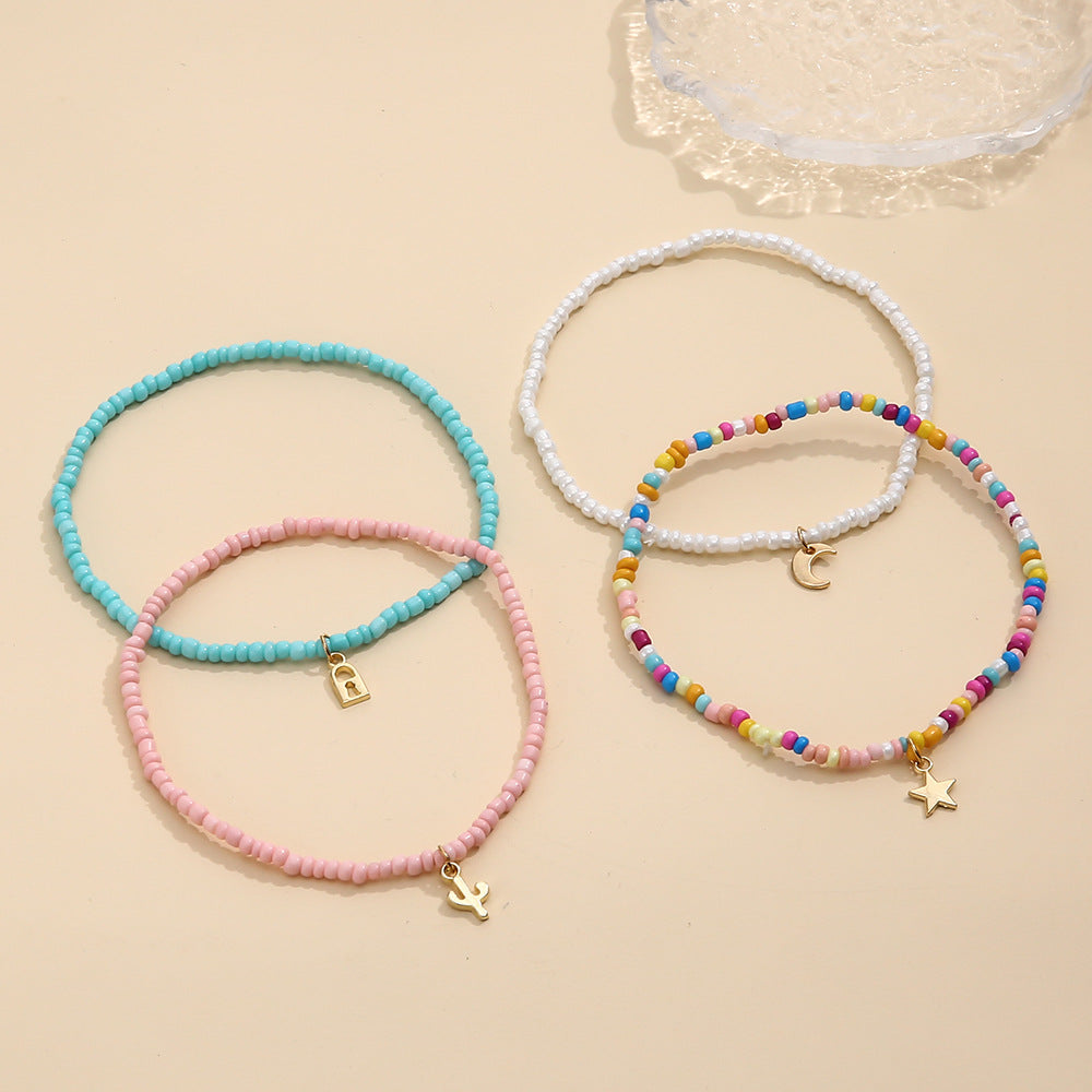 Kaunis Riipus ainutlaatuisella tyylillä