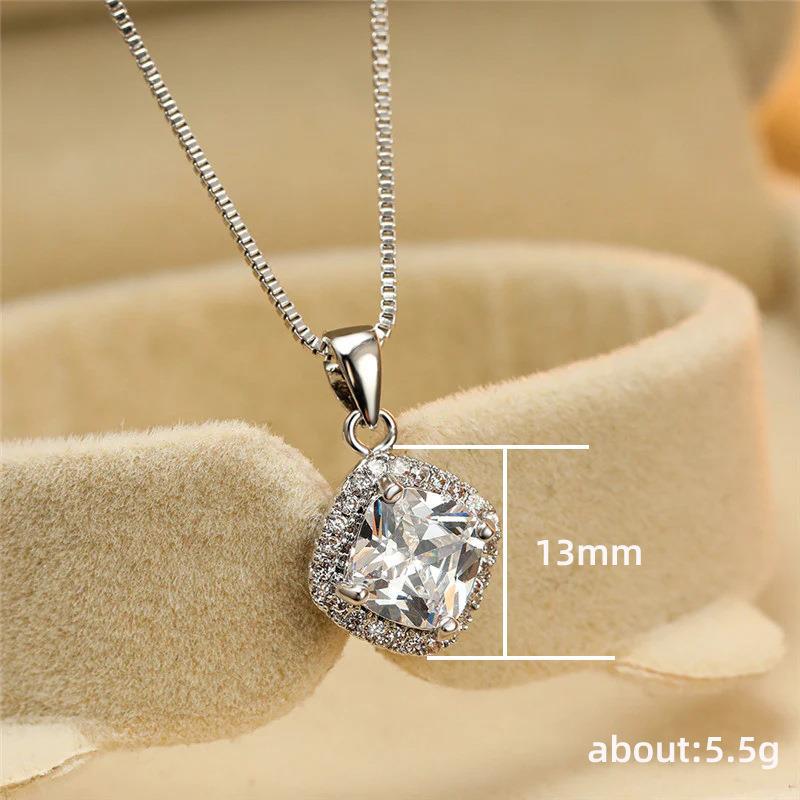 Elegantti Ketju jokaiseen tilaisuuteen