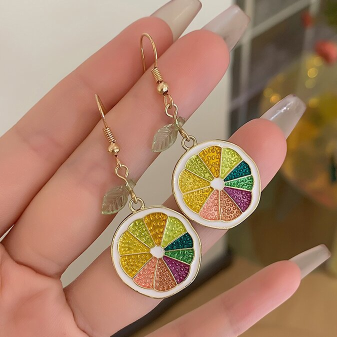 Hurmaava Korvarengas jokaiseen tilaisuuteen