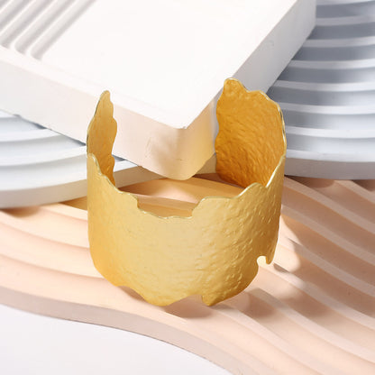 Herkkä käsityö Rannekoru