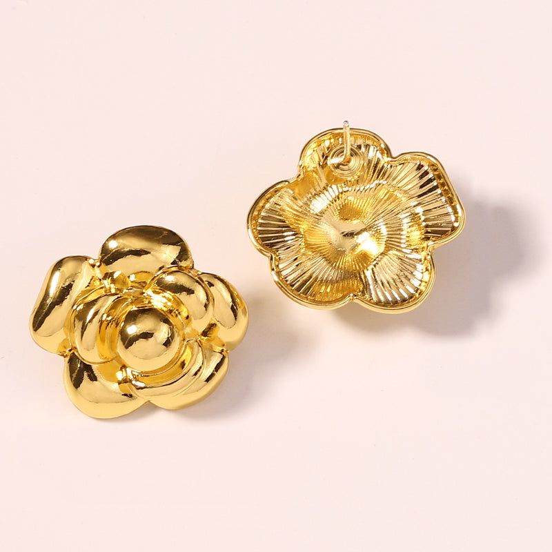 Hurmaava Korvarengas jokaiseen tilaisuuteen