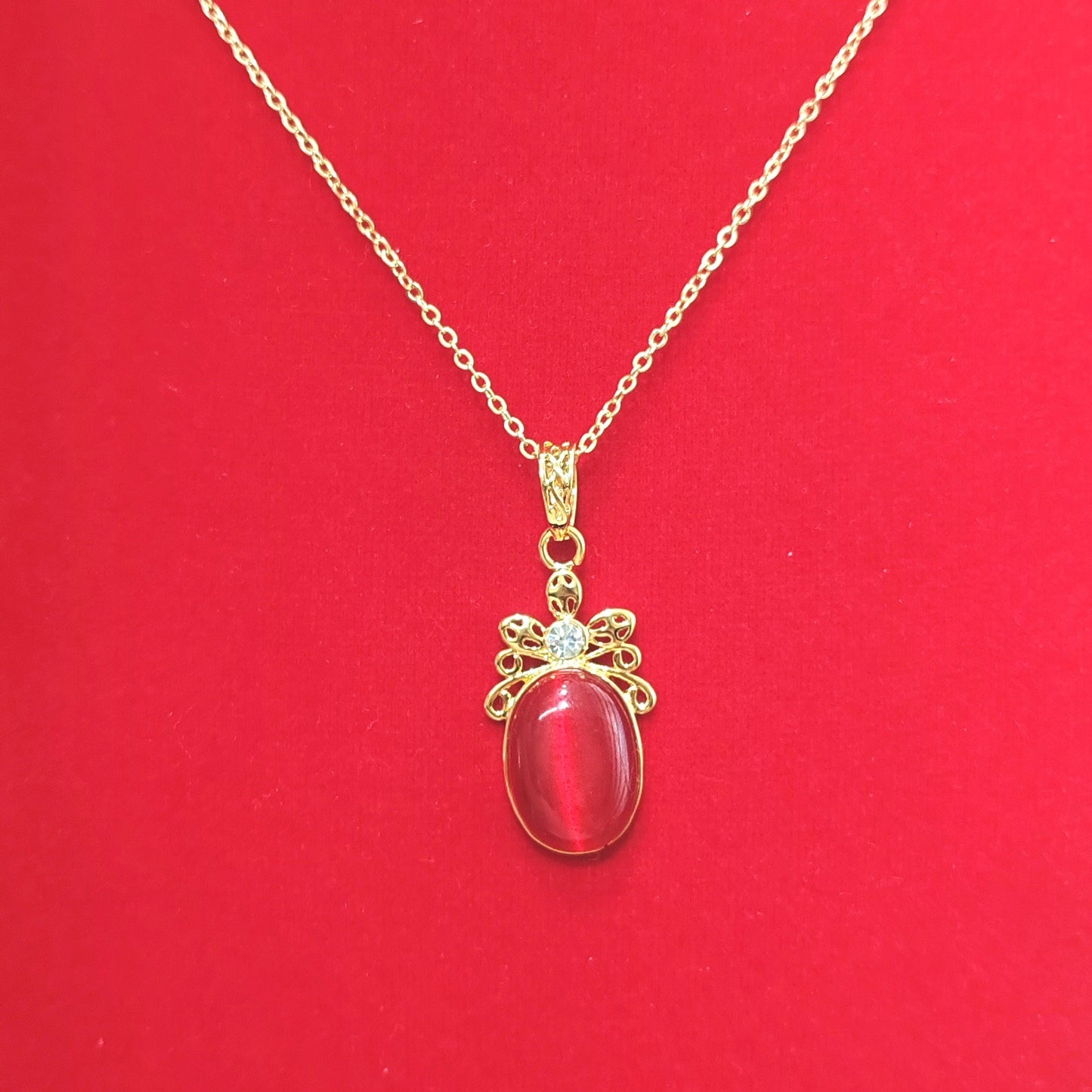 Käsintehty vintage Kaulakoru