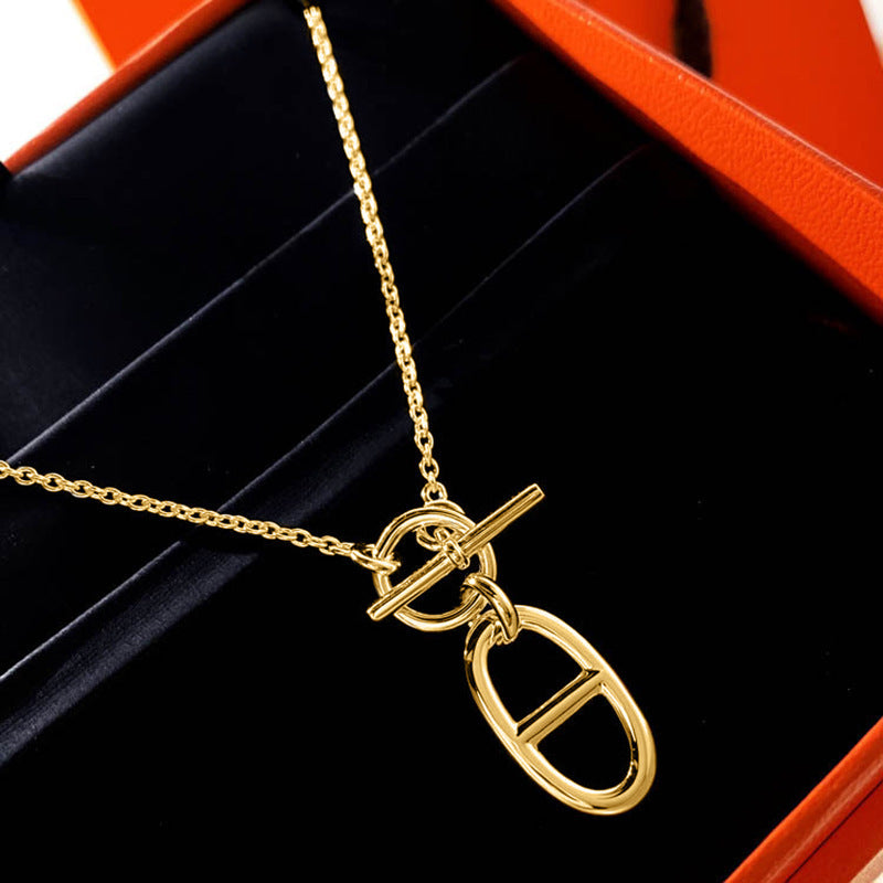 Hurmaava Kaulakoru jokaiseen tilaisuuteen