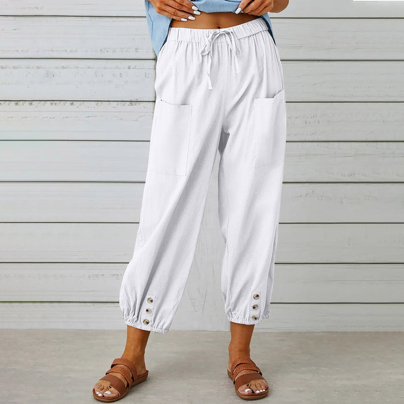 Well Tailored Trousers with a Graceful Silhouette