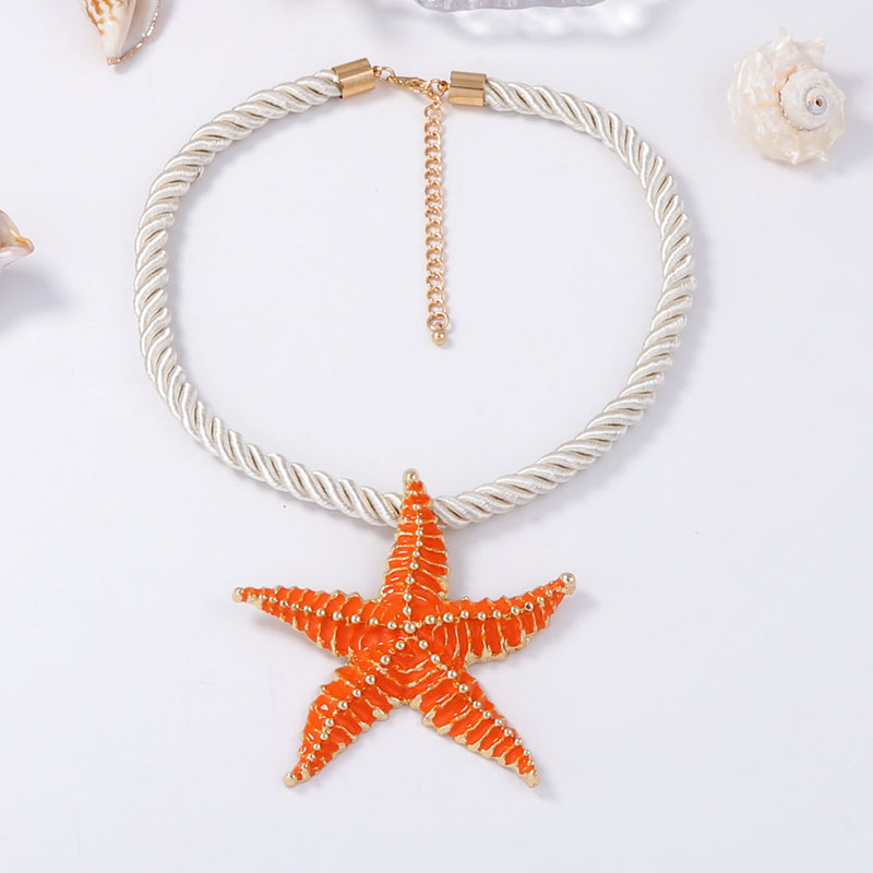 Herkkä käsityö Kaulakoru