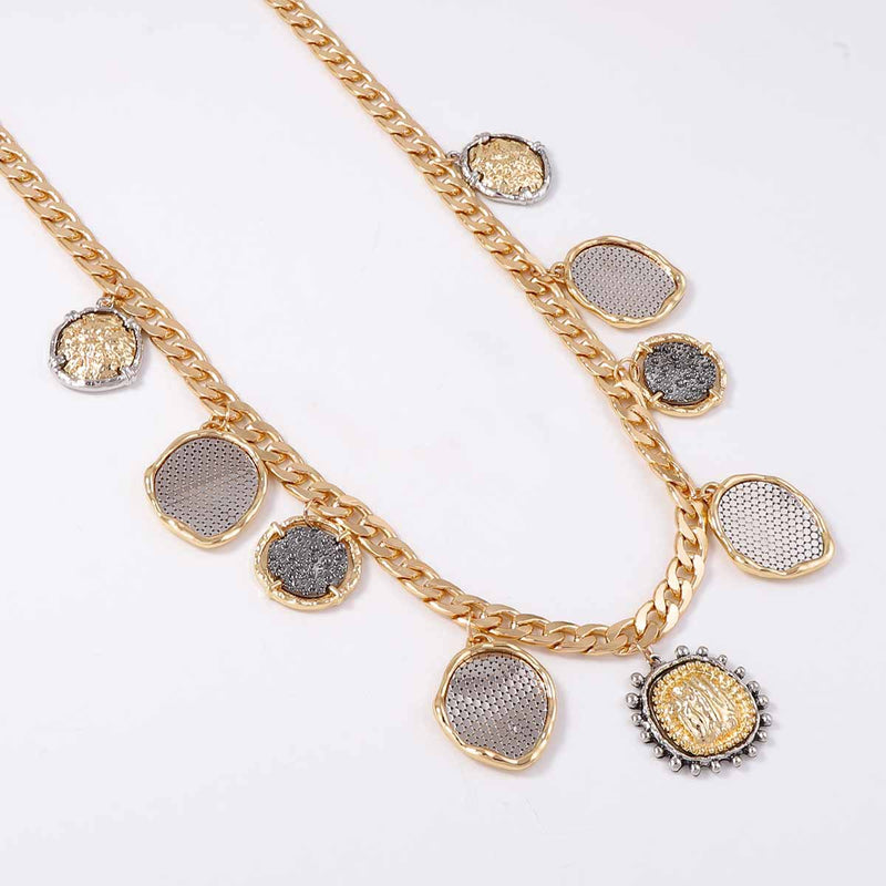 Elegantti Koru jokaiseen tilaisuuteen