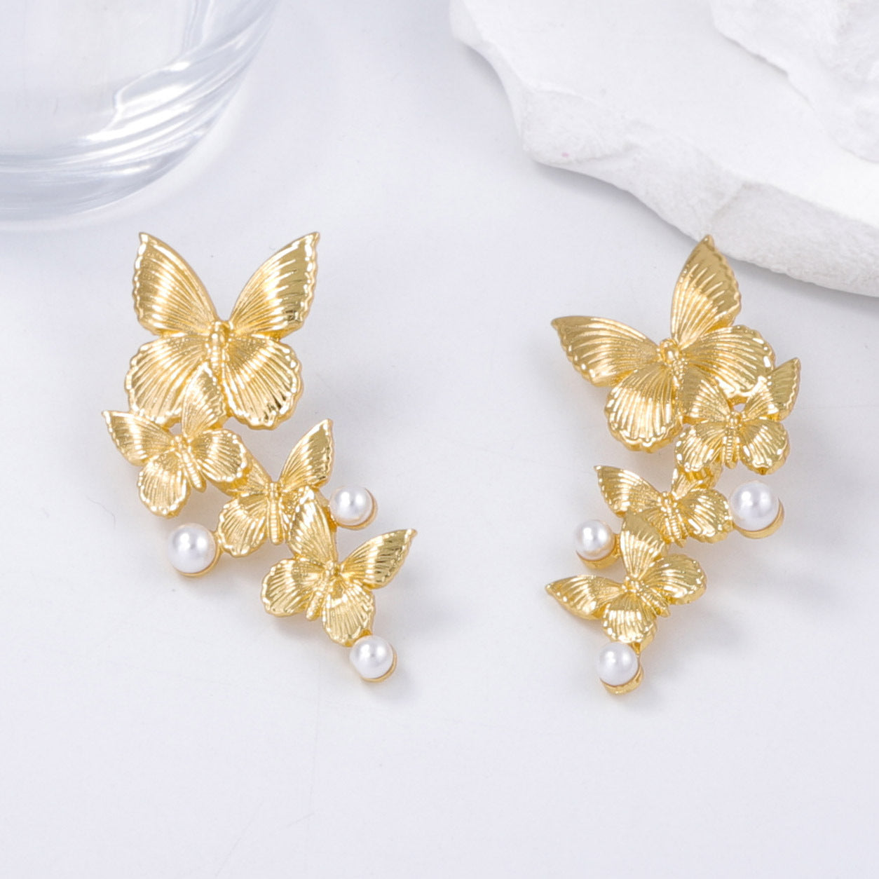 Hurmaava Helmi Korvarengas jokaiseen tilaisuuteen