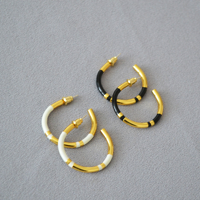 Hurmaava Kulta Korvarengas jokaiseen tilaisuuteen