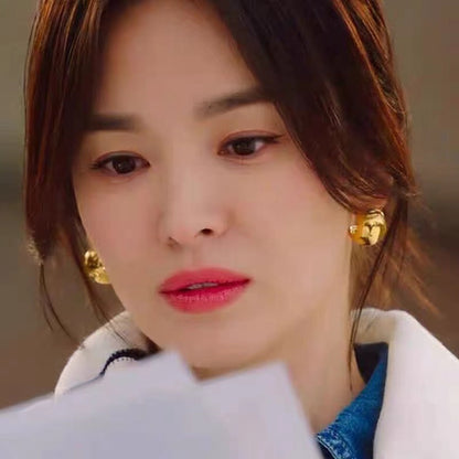 Hurmaava Kulta Korvarengas jokaiseen tilaisuuteen