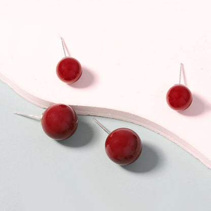 Hurmaava Helmi Korvarengas jokaiseen tilaisuuteen