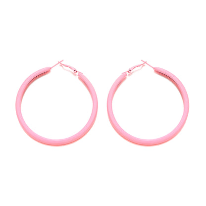 Klassinen Korvarengas ajattomalla viehätyksellä