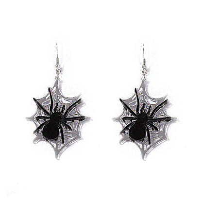 Kaunis Korvarengas ainutlaatuisella tyylillä