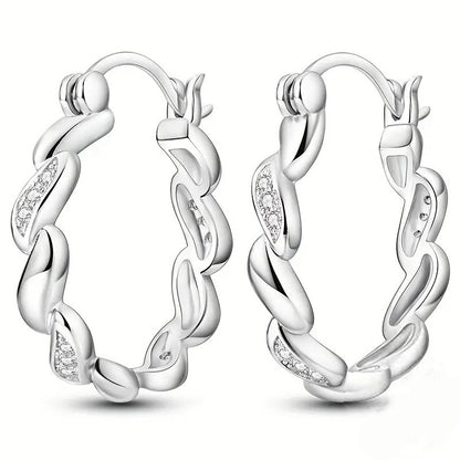 Hurmaava Korvarengas jokaiseen tilaisuuteen