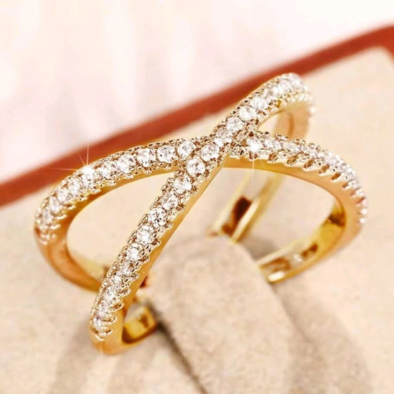 Kaunis Hopea Sormus ainutlaatuisella tyylillä