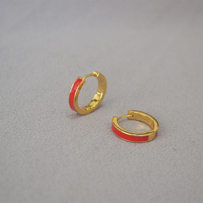 Klassinen Kulta Korvarengas ajattomalla viehätyksellä