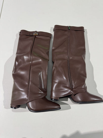 Kauniisti Valmistetut Ortopediset Saappaat