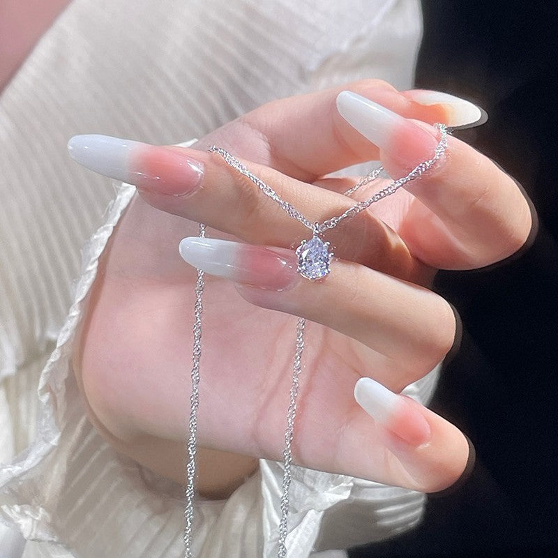 Kaunis Kaulakoru ainutlaatuisella tyylillä