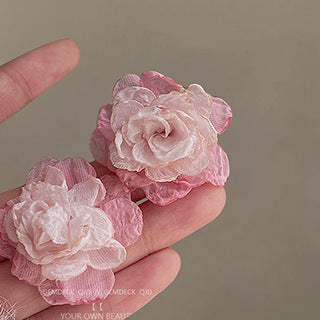 Elegantti Korvarengas jokaiseen tilaisuuteen