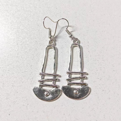 Kaunis Sormus ainutlaatuisella tyylillä