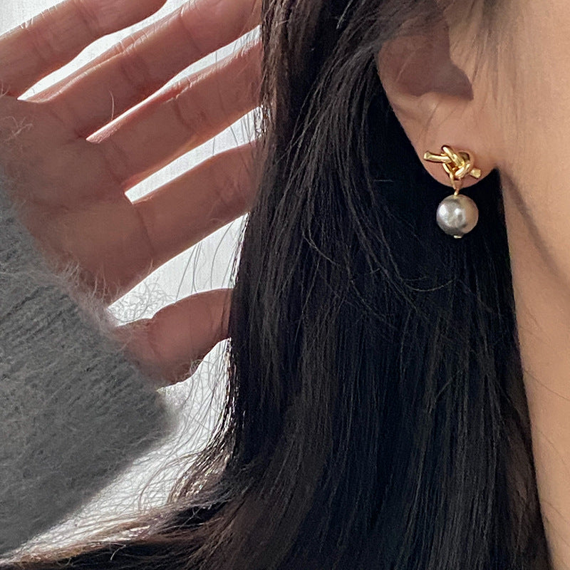 Käsintehty vintage Helmi Korvarengas